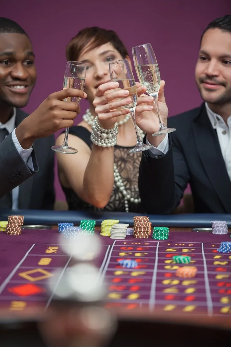998win Teen Patti Dealer